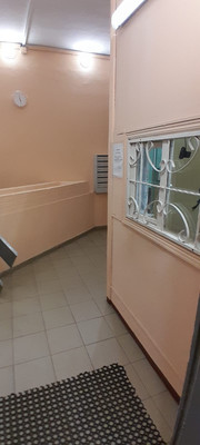Продам трехкомнатную (3-комн.) квартиру, 26-ти Бакинских Комиссаров ул, 8к1, Москва г