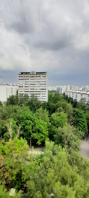 Продам трехкомнатную (3-комн.) квартиру, 26-ти Бакинских Комиссаров ул, 8к1, Москва г