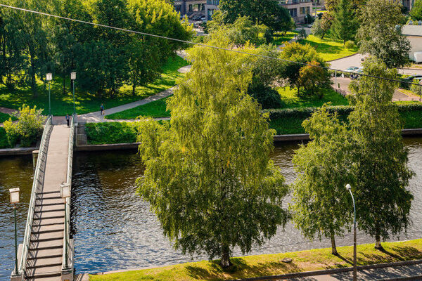 Продам трехкомнатную (3-комн.) квартиру, Ждановская ул, 10, Санкт-Петербург г