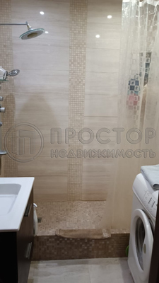 Продам двухкомнатную (2-комн.) квартиру, Барышиха ул, 18, Москва г