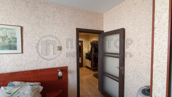 Продам двухкомнатную (2-комн.) квартиру, Барышиха ул, 18, Москва г
