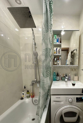 Продам многокомнатную квартиру, Молдагуловой ул, 10к4, Москва г