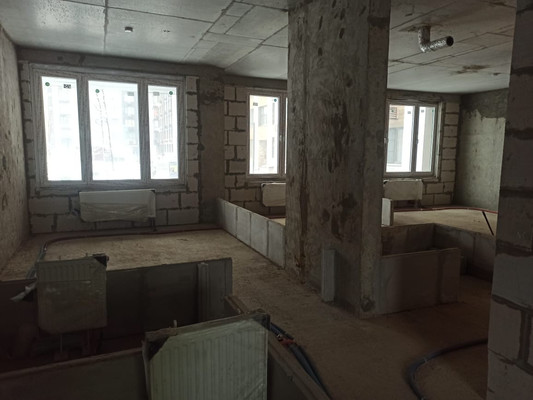 Продам трехкомнатную (3-комн.) квартиру, Серебряный (Опалиха мкр.) б-р, 5к4, Красногорск г
