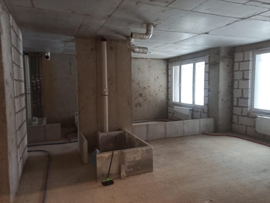 Продам трехкомнатную (3-комн.) квартиру, Серебряный (Опалиха мкр.) б-р, 5к4, Красногорск г