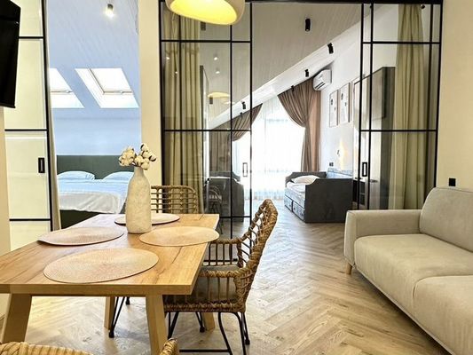 Продам двухкомнатную (2-комн.) квартиру, Крымская ул, 223к22, Геленджик г