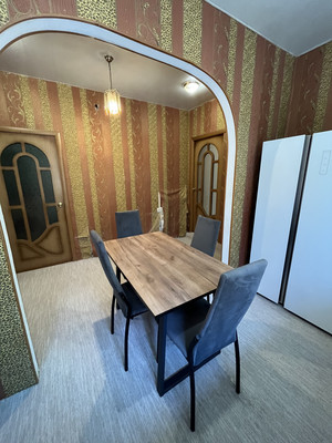 Продам трехкомнатную (3-комн.) квартиру, 27-я линия ул, 6, Ростов-на-Дону г