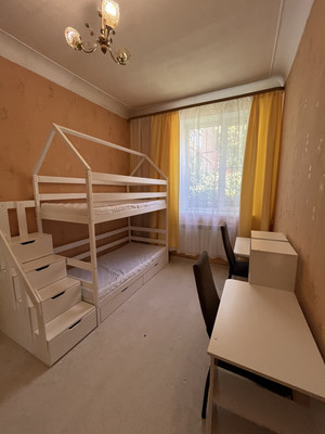 Продам трехкомнатную (3-комн.) квартиру, 27-я линия ул, 6, Ростов-на-Дону г