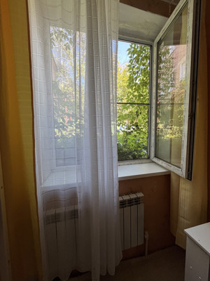 Продам трехкомнатную (3-комн.) квартиру, 27-я линия ул, 6, Ростов-на-Дону г
