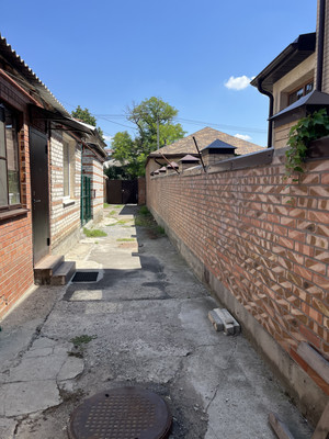 Продам трехкомнатную (3-комн.) квартиру, 27-я линия ул, 6, Ростов-на-Дону г