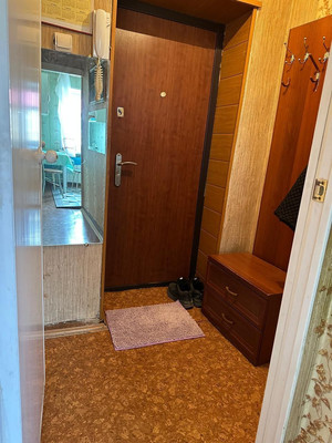 Продам двухкомнатную (2-комн.) квартиру, Карла Маркса ул, 6, Ишим г