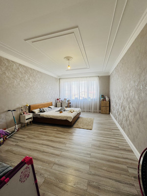 Продам многокомнатную квартиру, Ефремова ул, 162, Армавир г