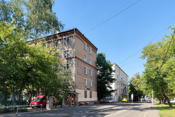 Продам трехкомнатную (3-комн.) квартиру, Алымов пер, 17к1, Москва г