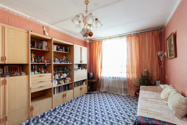 Продам трехкомнатную (3-комн.) квартиру, Алымов пер, 17к1, Москва г