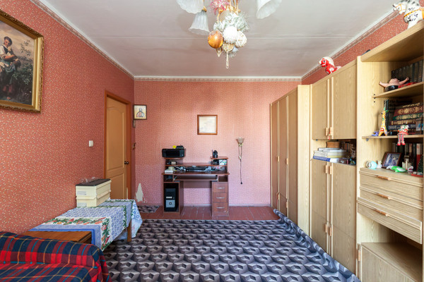 Продам трехкомнатную (3-комн.) квартиру, Алымов пер, 17к1, Москва г