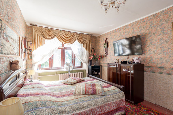 Продам трехкомнатную (3-комн.) квартиру, Алымов пер, 17к1, Москва г