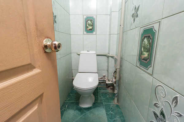 Продам трехкомнатную (3-комн.) квартиру, Алымов пер, 17к1, Москва г