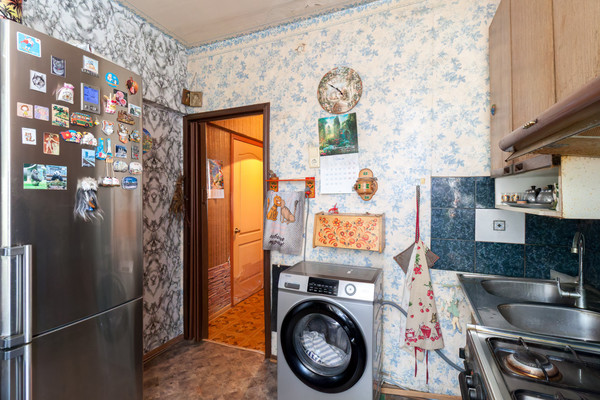 Продам трехкомнатную (3-комн.) квартиру, Алымов пер, 17к1, Москва г