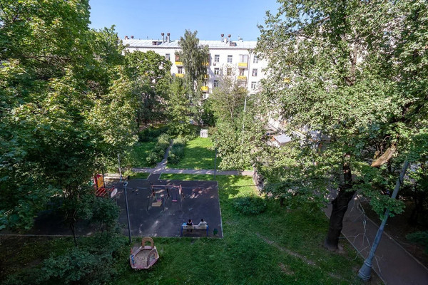 Продам трехкомнатную (3-комн.) квартиру, Алымов пер, 17к1, Москва г