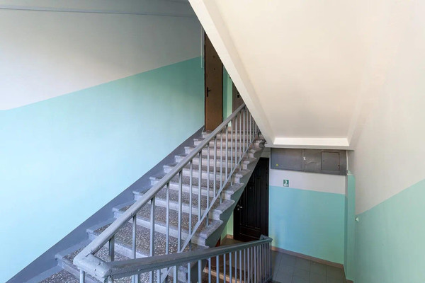 Продам трехкомнатную (3-комн.) квартиру, Алымов пер, 17к1, Москва г