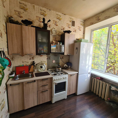 Продам трехкомнатную (3-комн.) квартиру, Малый Трёхгорный пер, 8/10, Москва г