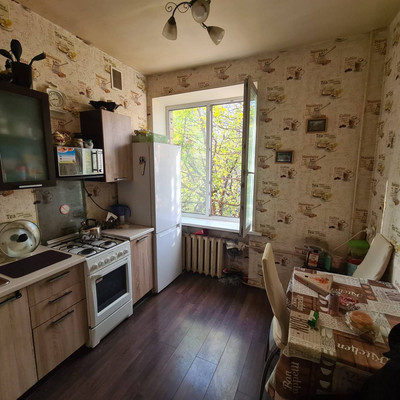 Продам трехкомнатную (3-комн.) квартиру, Малый Трёхгорный пер, 8/10, Москва г