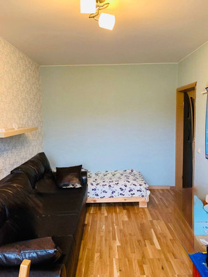 Продам трехкомнатную (3-комн.) квартиру, Южнобутовская ул, 129, Москва г