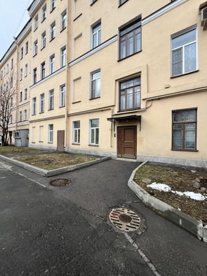 Продам комнату в 4-комн. квартире, Курляндская ул, 22-24, Санкт-Петербург г