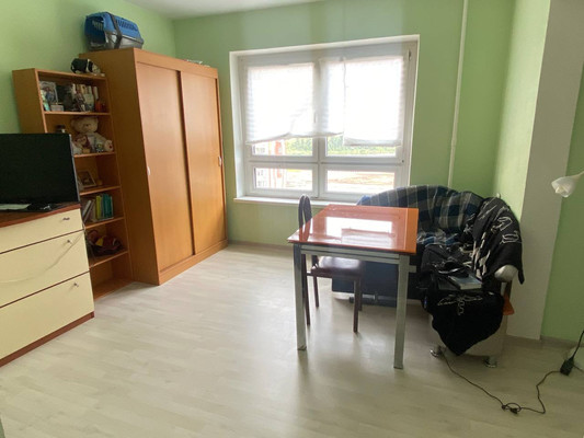 Продам однокомнатную (1-комн.) квартиру, Лавриненко ул, 13к3, Москва г