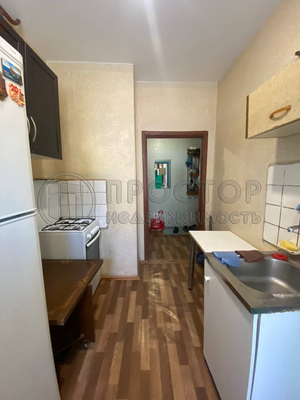 Продам комнату в 3-комн. квартире, Большой Овчинниковский пер, 12с1, Москва г