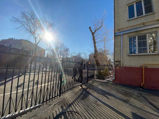 Продам комнату в 3-комн. квартире, Большой Овчинниковский пер, 12с1, Москва г