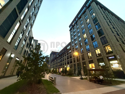 Продам однокомнатную (1-комн.) квартиру, Братьев Весниных б-р, 2, Москва г