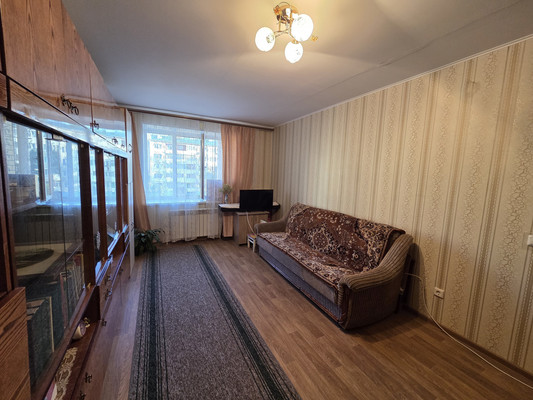 Продам двухкомнатную (2-комн.) квартиру, Мира ул, 18, Медведево пгт