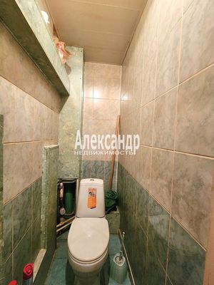 Продам трехкомнатную (3-комн.) квартиру, Энергетиков ул, 50, Кириши г