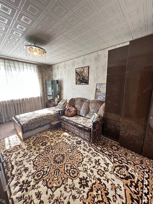 Продам трехкомнатную (3-комн.) квартиру, Левобережье мкр, 4, Яхрома г