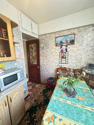 Продам трехкомнатную (3-комн.) квартиру, Левобережье мкр, 4, Яхрома г