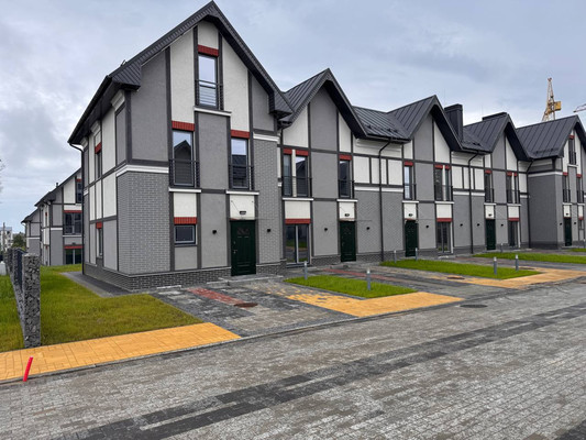 Продам таунхаус, Октябрьская ул, 10б, Пионерский г, 0 км от города