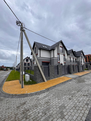 Продам таунхаус, Октябрьская ул, 10б, Пионерский г, 0 км от города