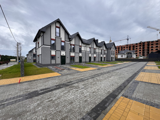 Продам таунхаус, Октябрьская ул, 10а, Пионерский г, 0 км от города