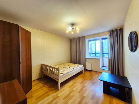 Продам однокомнатную (1-комн.) квартиру, Фёдора Абрамова ул, 23Ак1, Парголово п