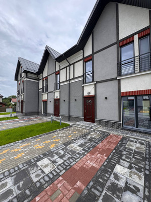 Продам таунхаус, Октябрьская ул, 10б, Пионерский г, 0 км от города