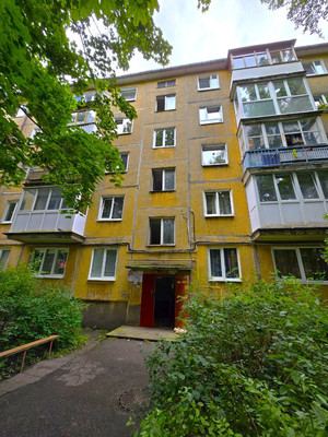 Продам двухкомнатную (2-комн.) квартиру, Генерала Соммера ул, 14, Калининград г