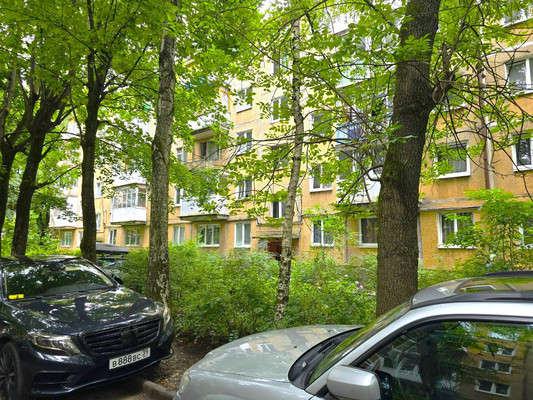 Продам двухкомнатную (2-комн.) квартиру, Генерала Соммера ул, 14, Калининград г