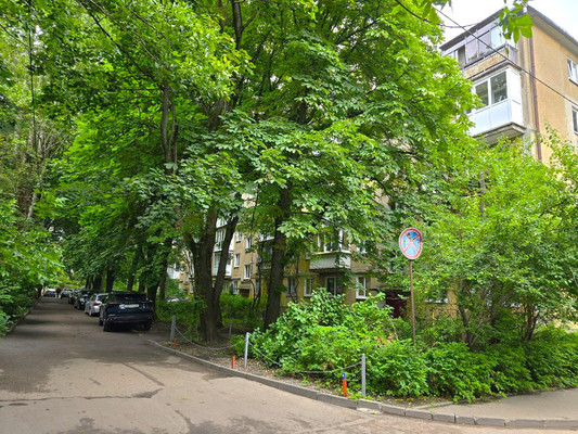 Продам двухкомнатную (2-комн.) квартиру, Генерала Соммера ул, 14, Калининград г