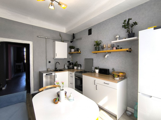 Продам трехкомнатную (3-комн.) квартиру, Революционный пр-кт, 52/39, Подольск г
