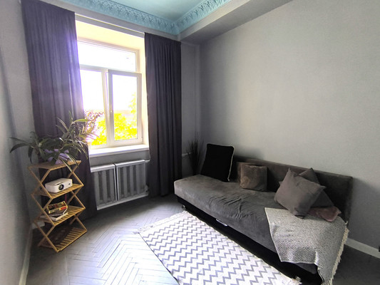 Продам трехкомнатную (3-комн.) квартиру, Революционный пр-кт, 52/39, Подольск г