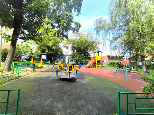 Продам трехкомнатную (3-комн.) квартиру, Революционный пр-кт, 52/39, Подольск г