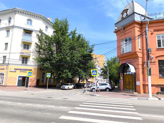 Продам трехкомнатную (3-комн.) квартиру, Революционный пр-кт, 52/39, Подольск г