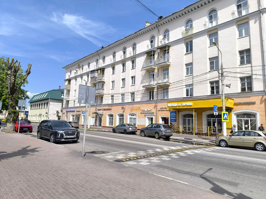 Продам трехкомнатную (3-комн.) квартиру, Революционный пр-кт, 52/39, Подольск г
