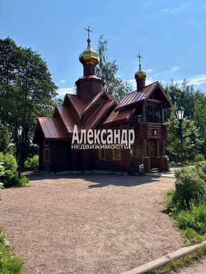 Продам трехкомнатную (3-комн.) квартиру, Береговая ул, 27к1, Колпино г