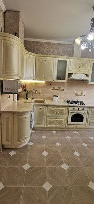 Продам двухкомнатную (2-комн.) квартиру, Крымская ул, 19к10, Геленджик г